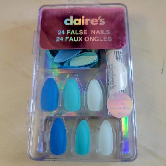 New Claire’s Blushing Blues Matte Long Stiletto Glue-On Nails 24pc Set, Unopened - Picture 2 of 4
